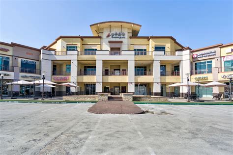 18558 gale ave|Iba pa.